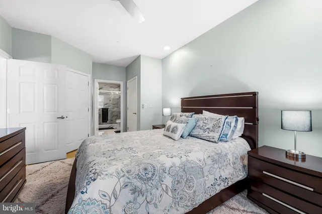 $207,000 | 23 Pierside Drive, Unit 315, Baltimore, MD 21230