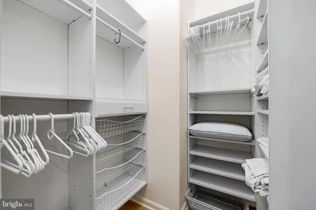 $207,000 | 23 Pierside Drive, Unit 315, Baltimore, MD 21230