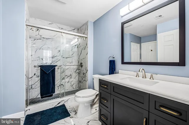 $207,000 | 23 Pierside Drive, Unit 315, Baltimore, MD 21230