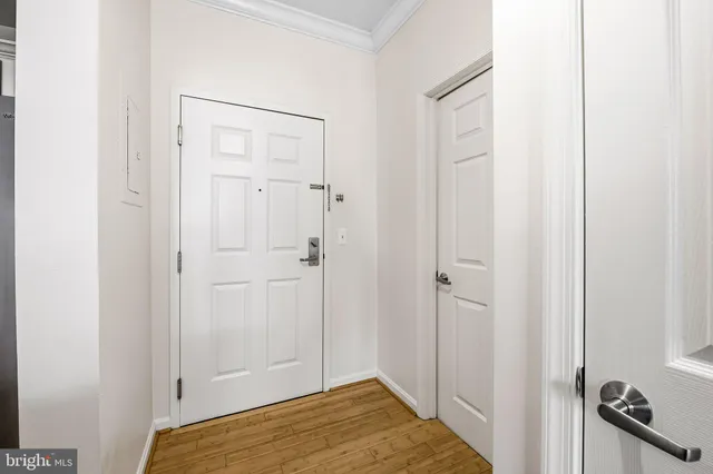 $207,000 | 23 Pierside Drive, Unit 315, Baltimore, MD 21230