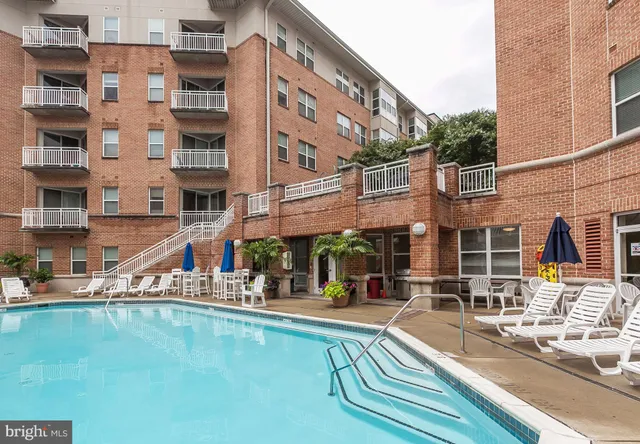 $207,000 | 23 Pierside Drive, Unit 315, Baltimore, MD 21230