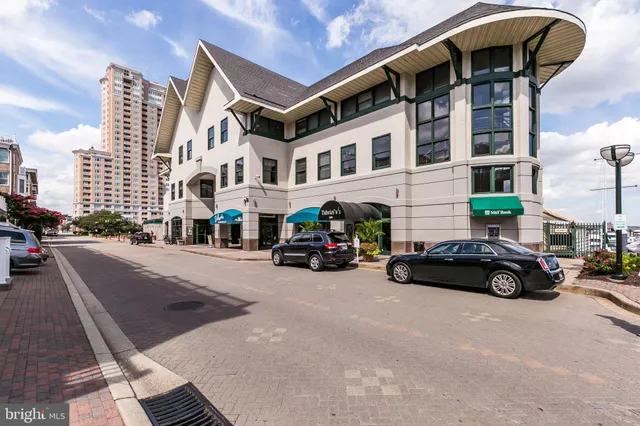 $207,000 | 23 Pierside Drive, Unit 315, Baltimore, MD 21230