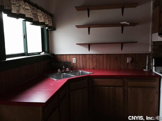 2 Cottage Street Auburn, NY 13021 - Photo 6 of 13 Exterior Front