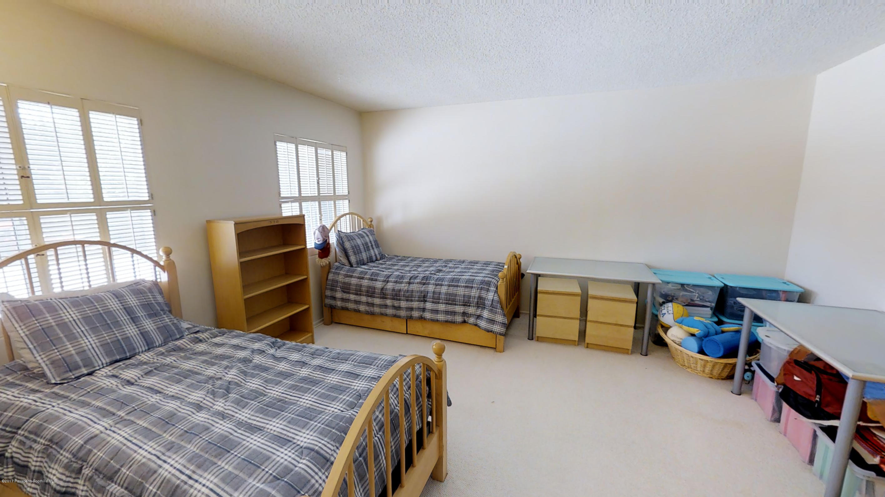 1549 Meadowbrook Road Altadena, CA 91001 - Photo 20 of 35 uQ8LFJ5fnV8 - 08.23.2017_21.19.22