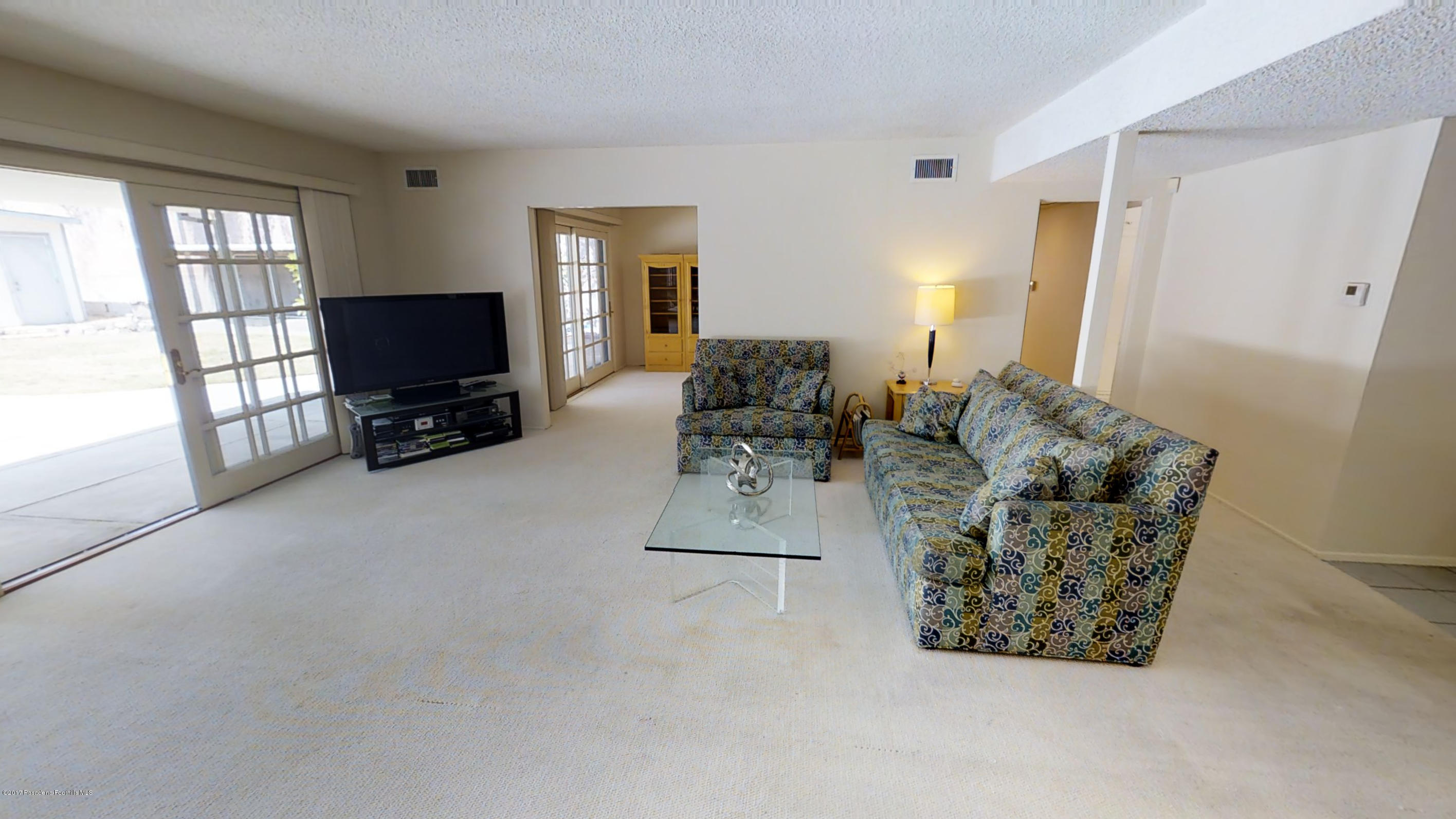 1549 Meadowbrook Road Altadena, CA 91001 - Photo 8 of 35 uQ8LFJ5fnV8 - 08.23.2017_21.18.46