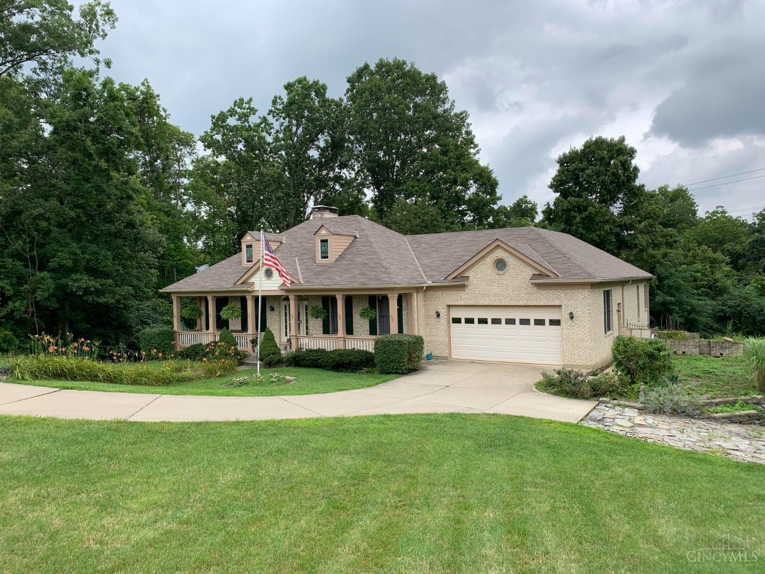 538 Shade Road Cincinnati, OH 45255 - Photo 1 of 37 Gallery Image 1