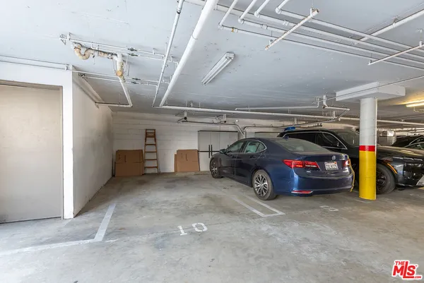 $640,000 | 4466 Coldwater Canyon Avenue, Unit 205, Studio City, CA 91604