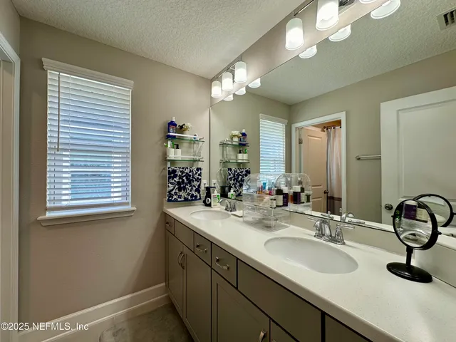 $3,195 | 9844 Invention Lane, Jacksonville, FL 32256
