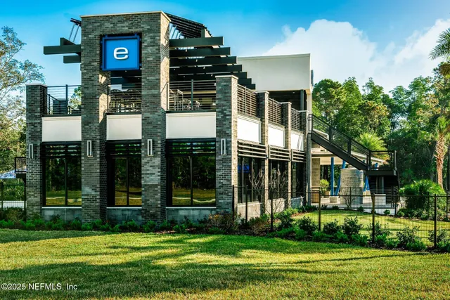 $3,195 | 9844 Invention Lane, Jacksonville, FL 32256