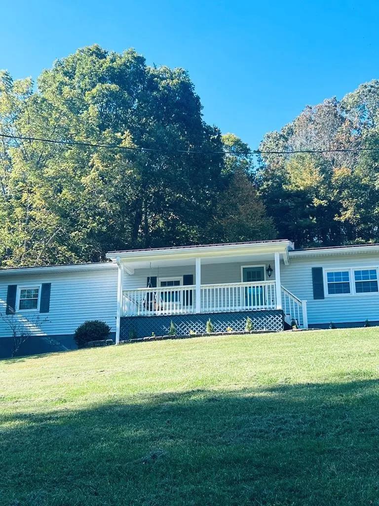 2117 Powerhouse Road Independence, VA 24348 - Photo 2 of 27 Gallery Image 2