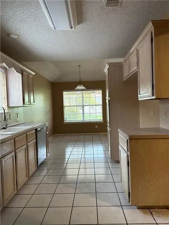 $1,600 | 3601 Warbler Avenue, McAllen, TX 78504