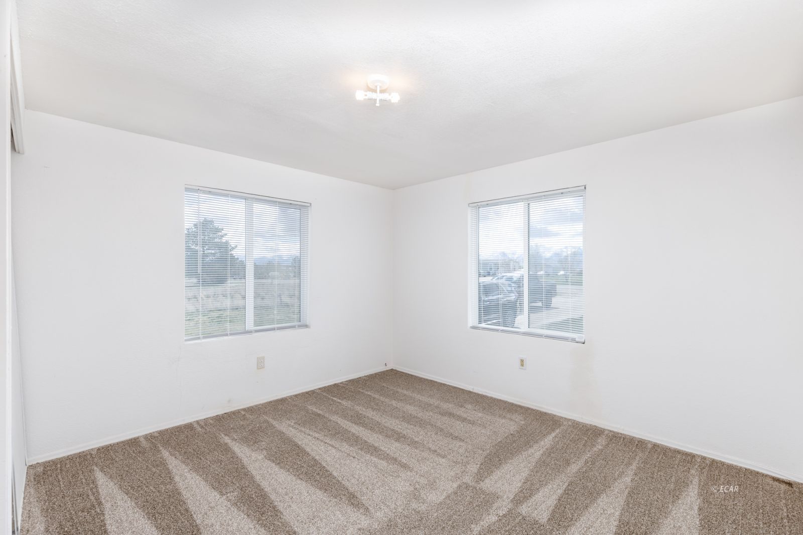 924 Spring Valley Parkway Spring Creek, NV 89815 - Photo 26 of 35 Gallery Image 26