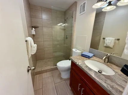 $329,000 | 3785 Lower Honoapiilani Road, Unit 401, Lahaina, HI 96761