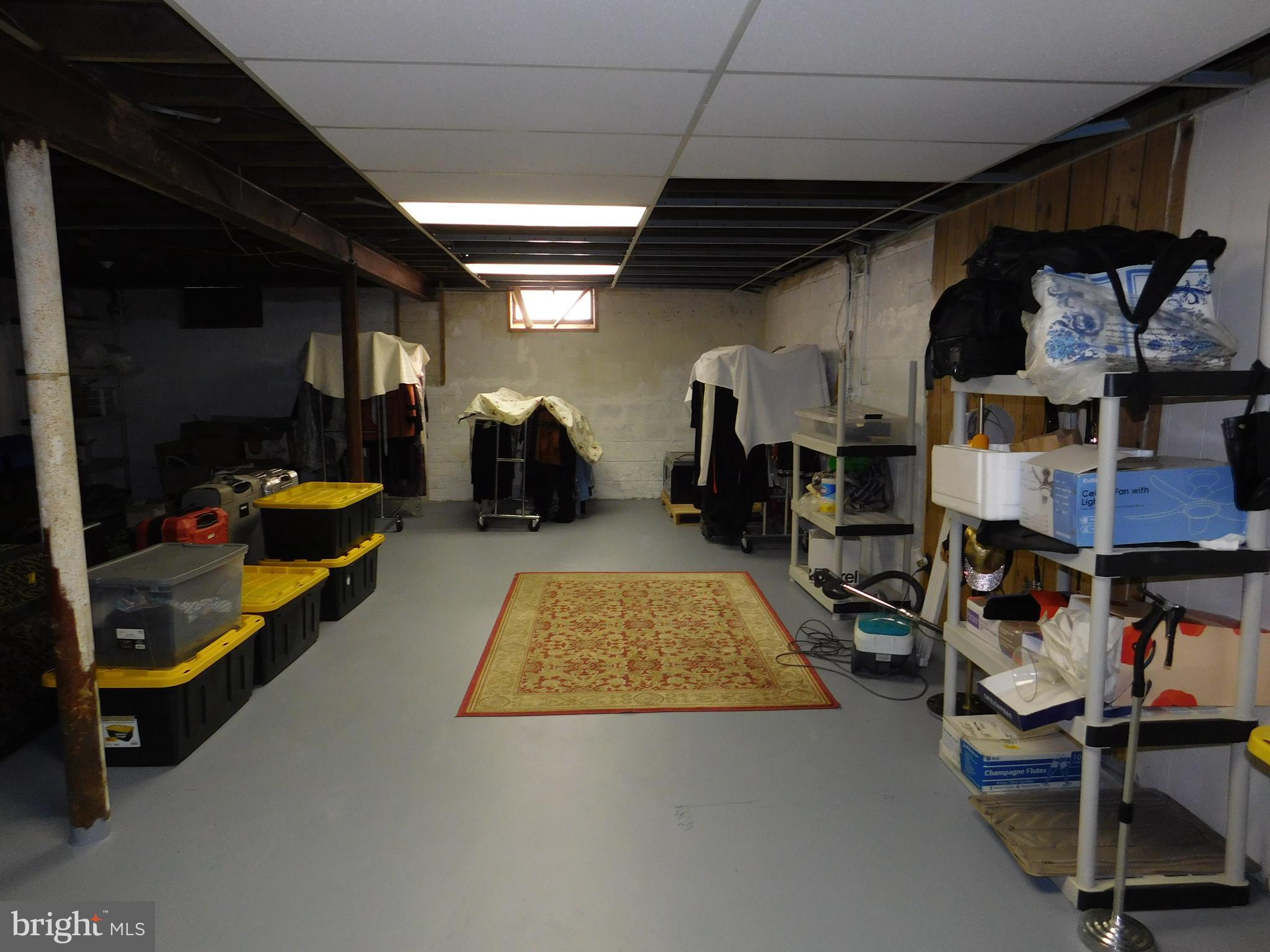 6421 Inwood Drive Springfield, VA 22150 - Photo 15 of 16