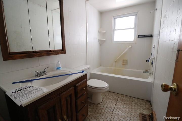 5184 East Mt Morris Road Mount Morris, MI 48458 - Photo 10 of 13