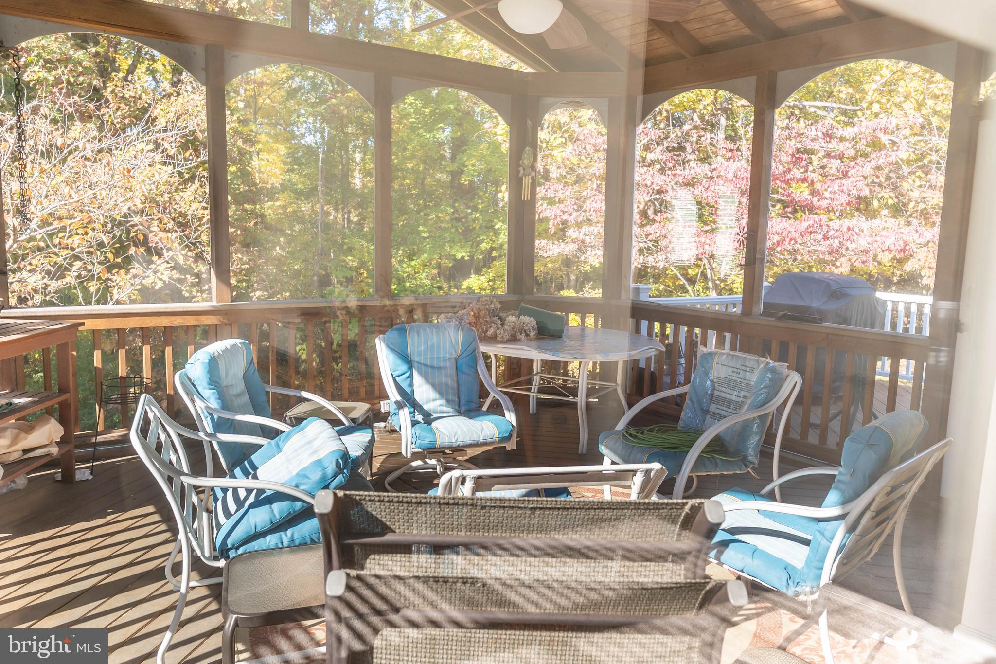 6880 Saddle Run Way Gainesville, VA 20155 - Photo 17 of 57 Screen Porch