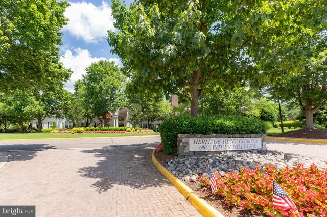 $729,000 | 6880 Saddle Run Way, Gainesville, VA 20155