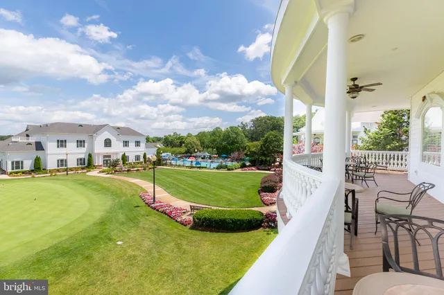 $729,000 | 6880 Saddle Run Way, Gainesville, VA 20155