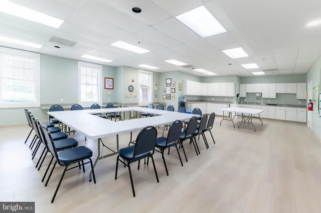 $729,000 | 6880 Saddle Run Way, Gainesville, VA 20155