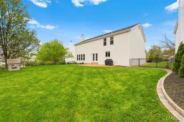 $565,000 | 8119 Knights Crossing Court, O'Fallon, MO 63368