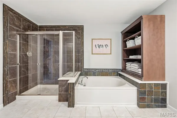 $565,000 | 8119 Knights Crossing Court, O'Fallon, MO 63368