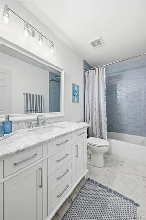 $565,000 | 8119 Knights Crossing Court, O'Fallon, MO 63368