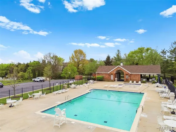 $565,000 | 8119 Knights Crossing Court, O'Fallon, MO 63368