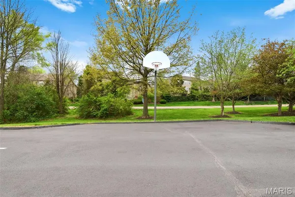 $565,000 | 8119 Knights Crossing Court, O'Fallon, MO 63368