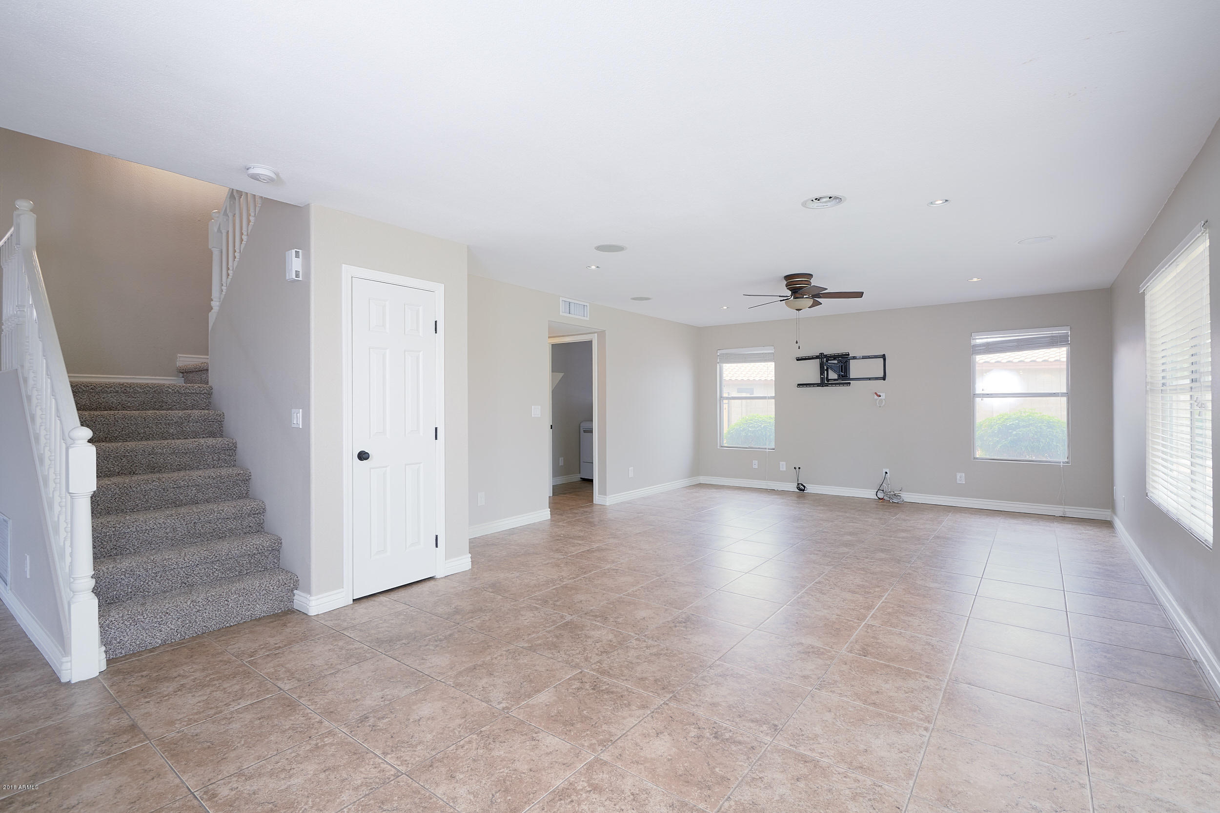 1224 East Grandview Road Phoenix, AZ 85022 - Photo 4 of 18 Family Room