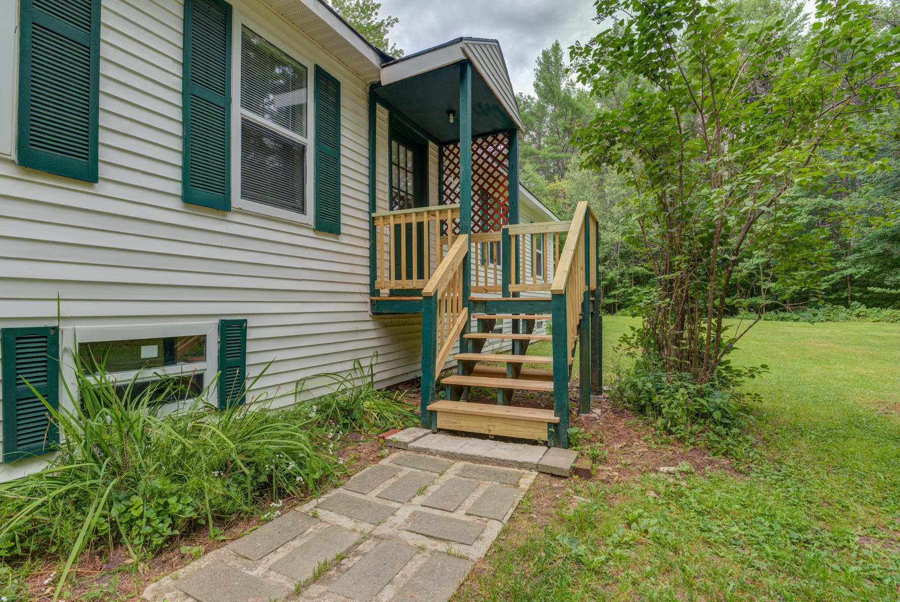 210 Hatch Road New Gloucester, ME 04260 - Photo 2 of 29 Pic#-6