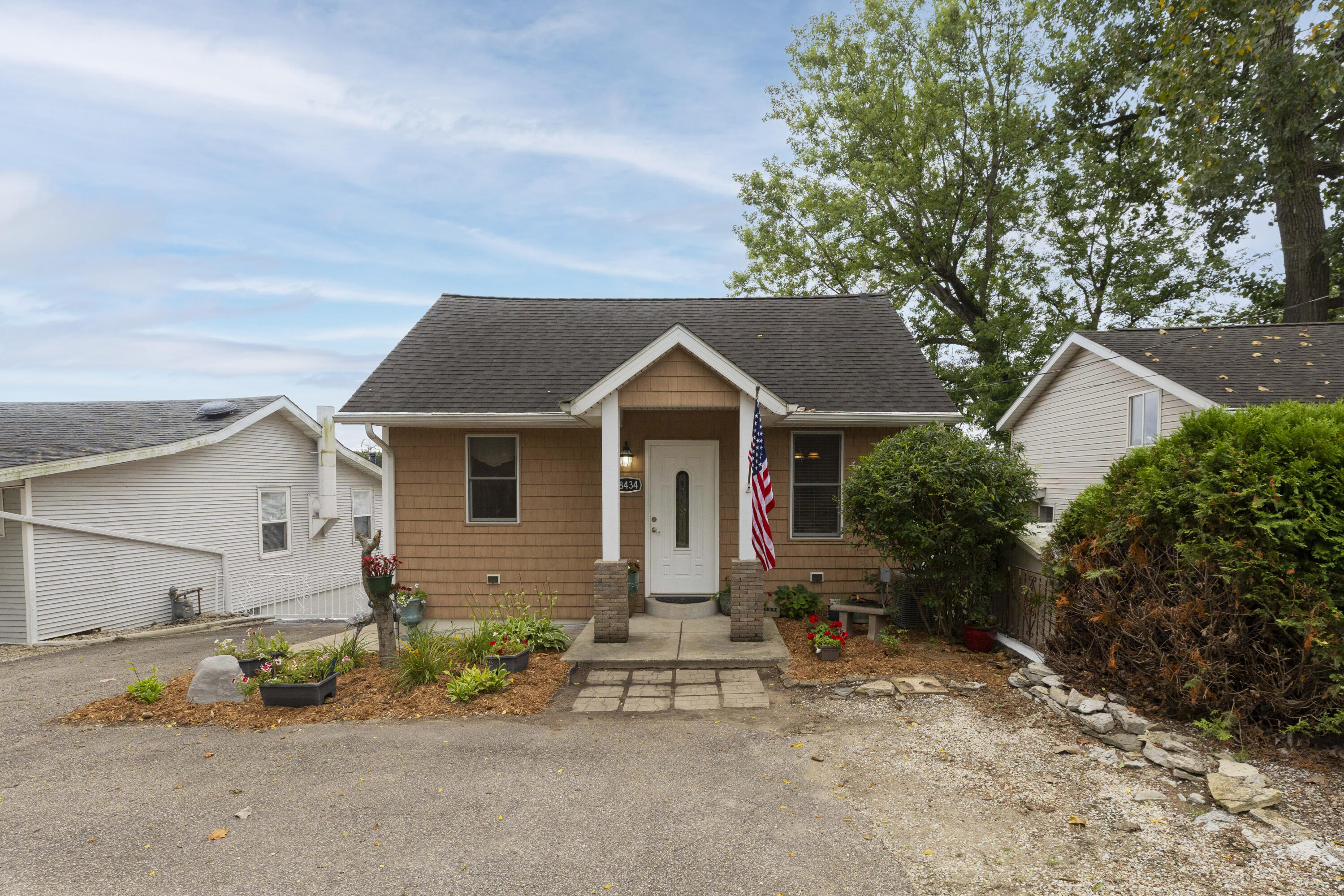 68434 Dailey Road Edwardsburg, MI 49112 - Photo 2 of 58 68434 Dailey_2025_IMG_0684