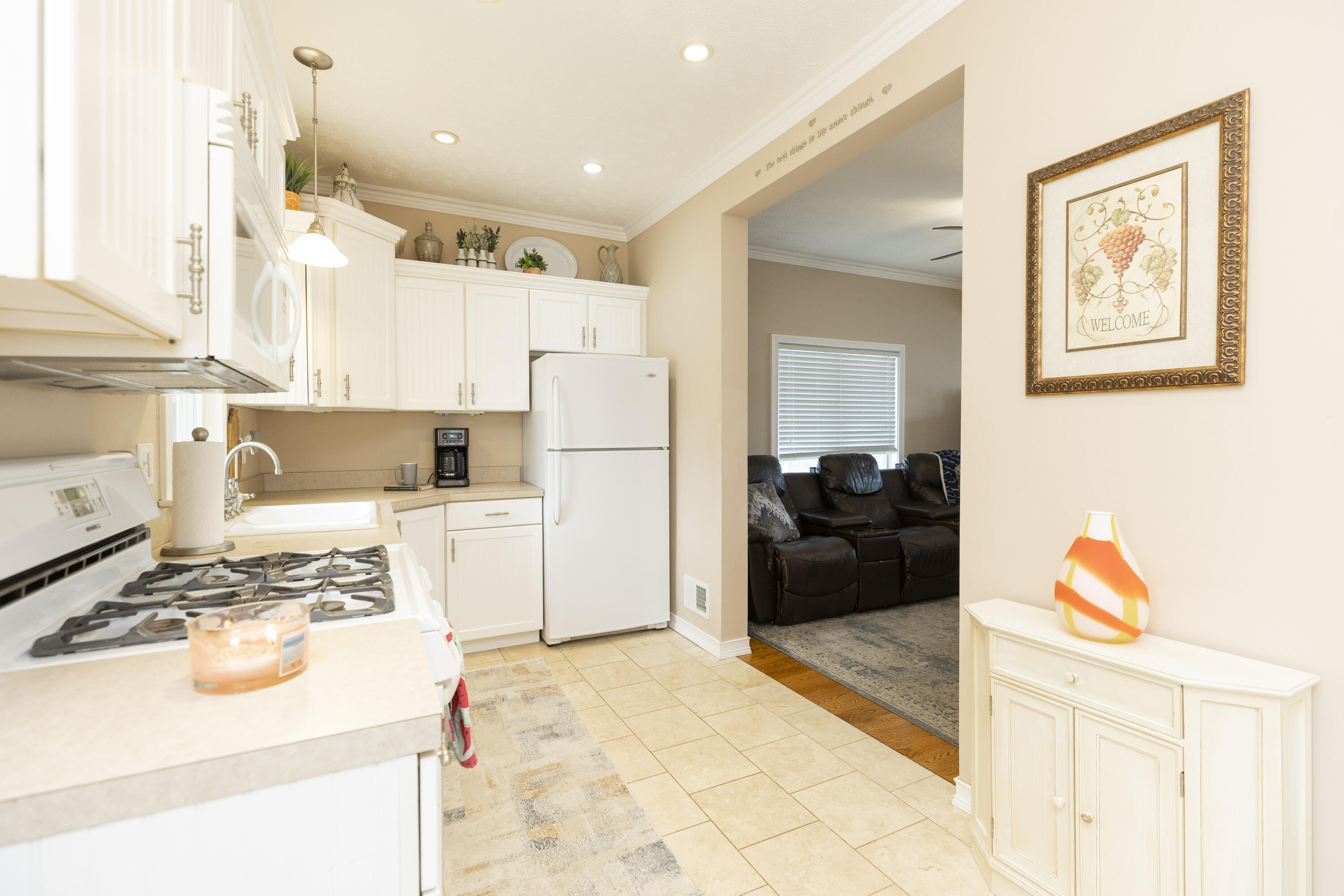 68434 Dailey Road Edwardsburg, MI 49112 - Photo 8 of 58 Lets See the Living Room Next