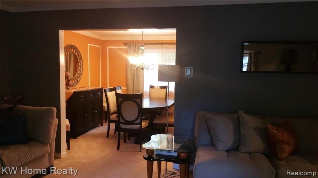 29825 Sugar Spring Road Farmington, MI 48334 - Photo 10 of 31