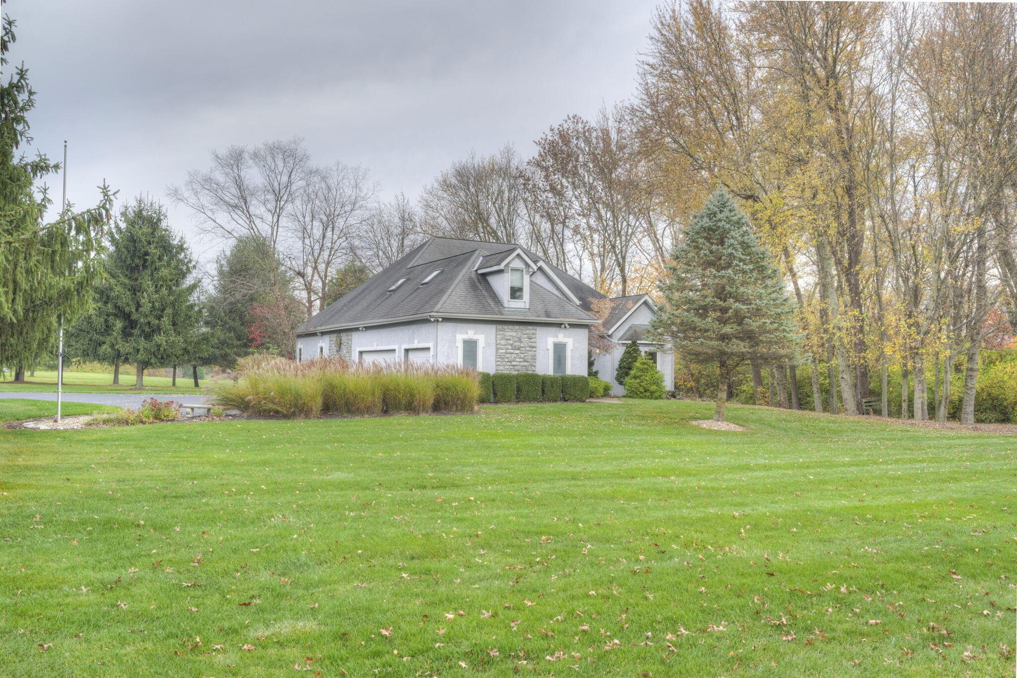360 Kingsbury Road Delaware, OH 43015 - Photo 1 of 41 Wow!!!