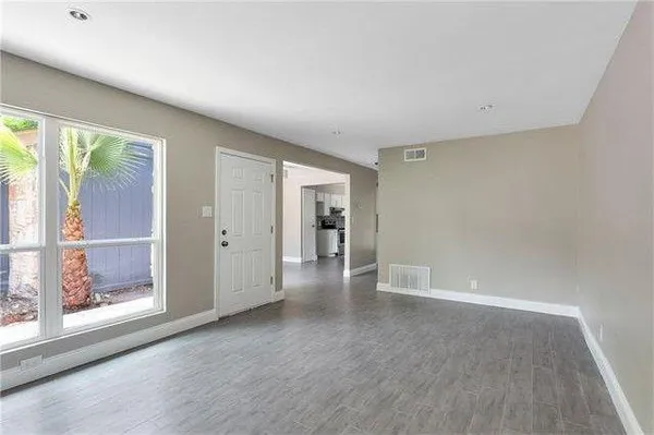 $1,900 | 2706 Mulford Cove, Unit B, Austin, TX 78741