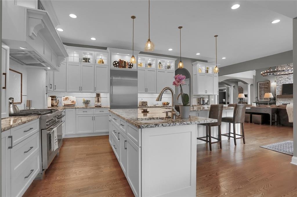2289 Finchley Road Carmel, IN 46032 - Photo 16 of 60 Gallery Image 16