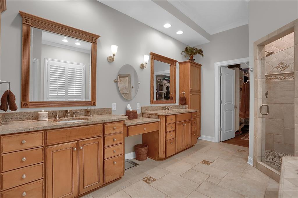 2289 Finchley Road Carmel, IN 46032 - Photo 25 of 60 Gallery Image 25