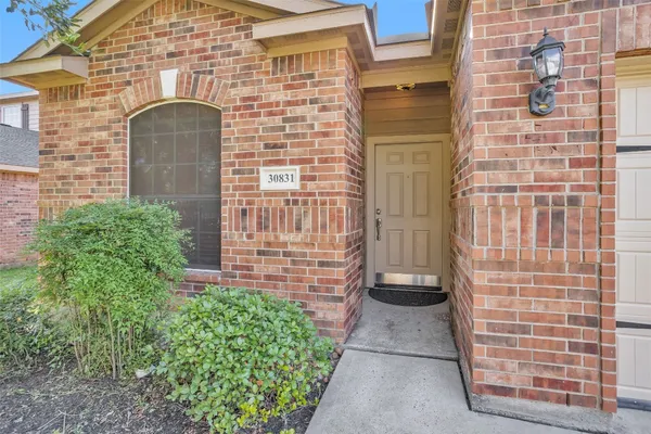 $1,795 | 30831 West Lost Creek Boulevard, Magnolia, TX 77355