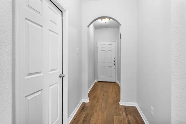 $1,795 | 30831 West Lost Creek Boulevard, Magnolia, TX 77355