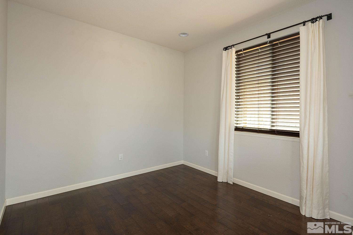 2808 Kimberlite Road Sparks, NV 89436 - Photo 20 of 32 Photo 20