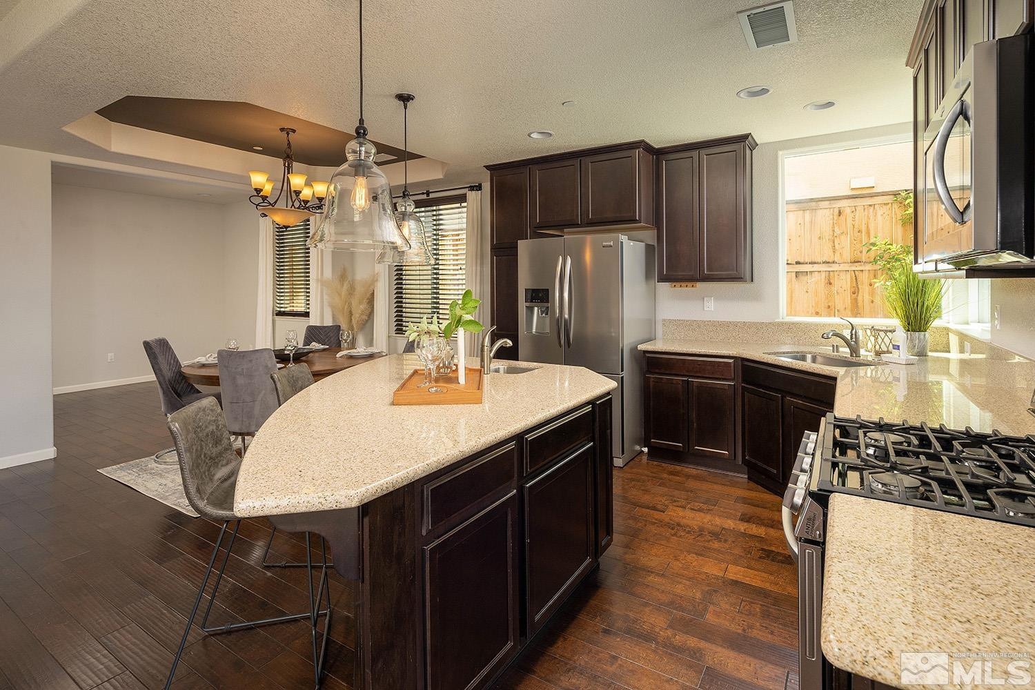 2808 Kimberlite Road Sparks, NV 89436 - Photo 5 of 32 Photo 5