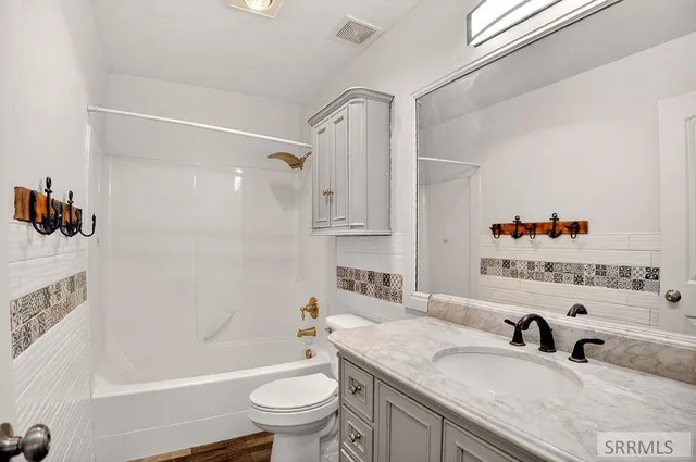 $459,000 | 5225 South Thunder Drive, Ammon, ID 83406