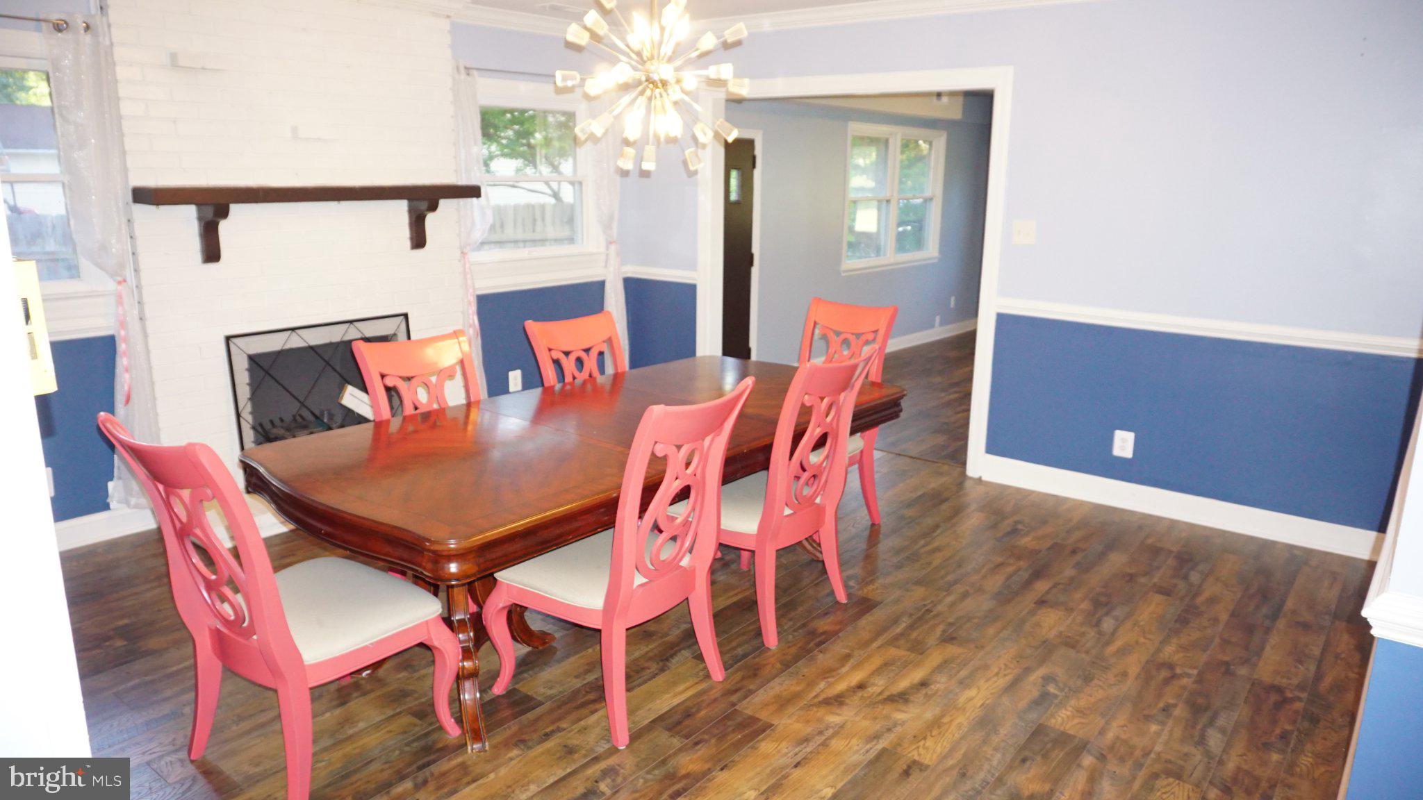 5854 Deale Churchton Road Deale, MD 20751 - Photo 19 of 57 Charming dining space with vibrant accents.