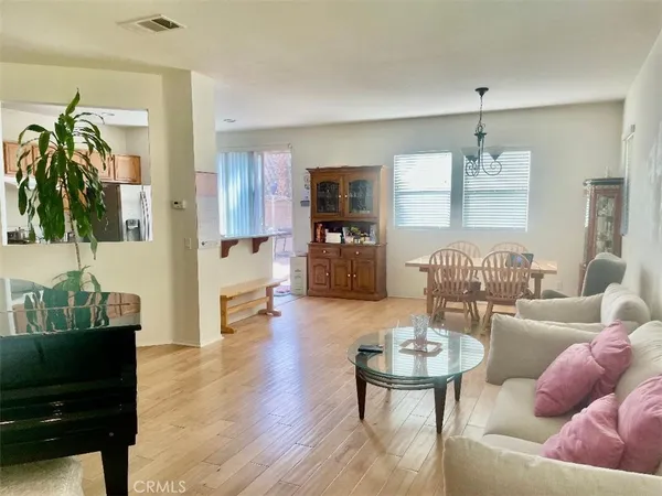$639,000 | 5751 Autumnwood Lane, Jurupa Valley, CA 92509