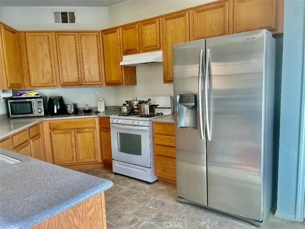 $639,000 | 5751 Autumnwood Lane, Jurupa Valley, CA 92509