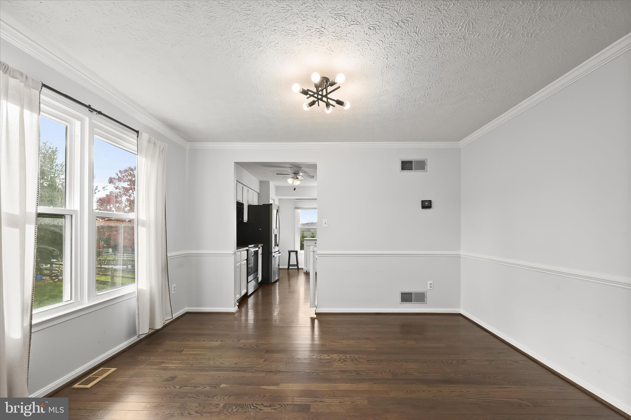 6184 Sawyer Road New Market, MD 21774 - Photo 11 of 60 Dining Room