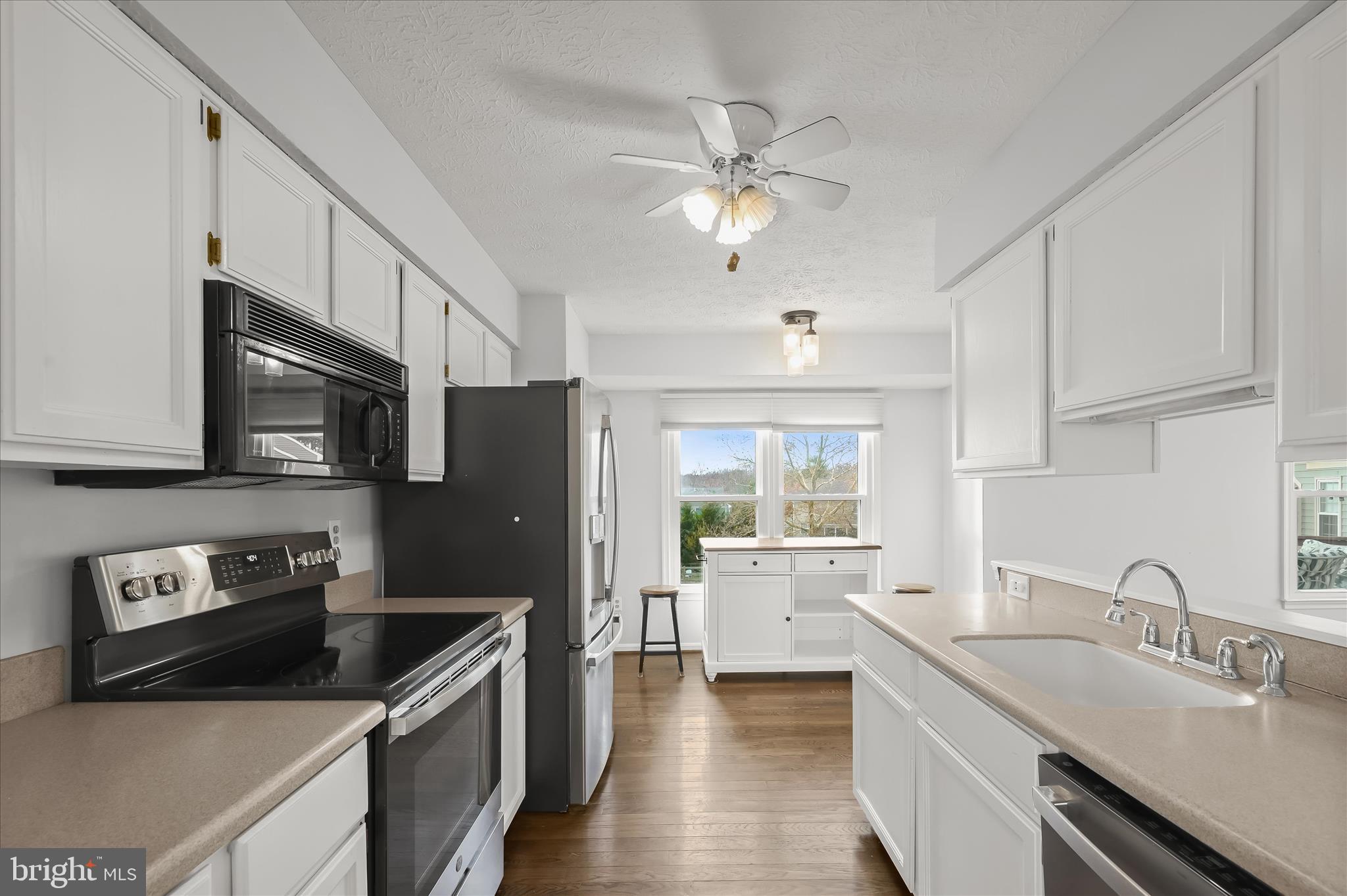 6184 Sawyer Road New Market, MD 21774 - Photo 12 of 60 Kitchen