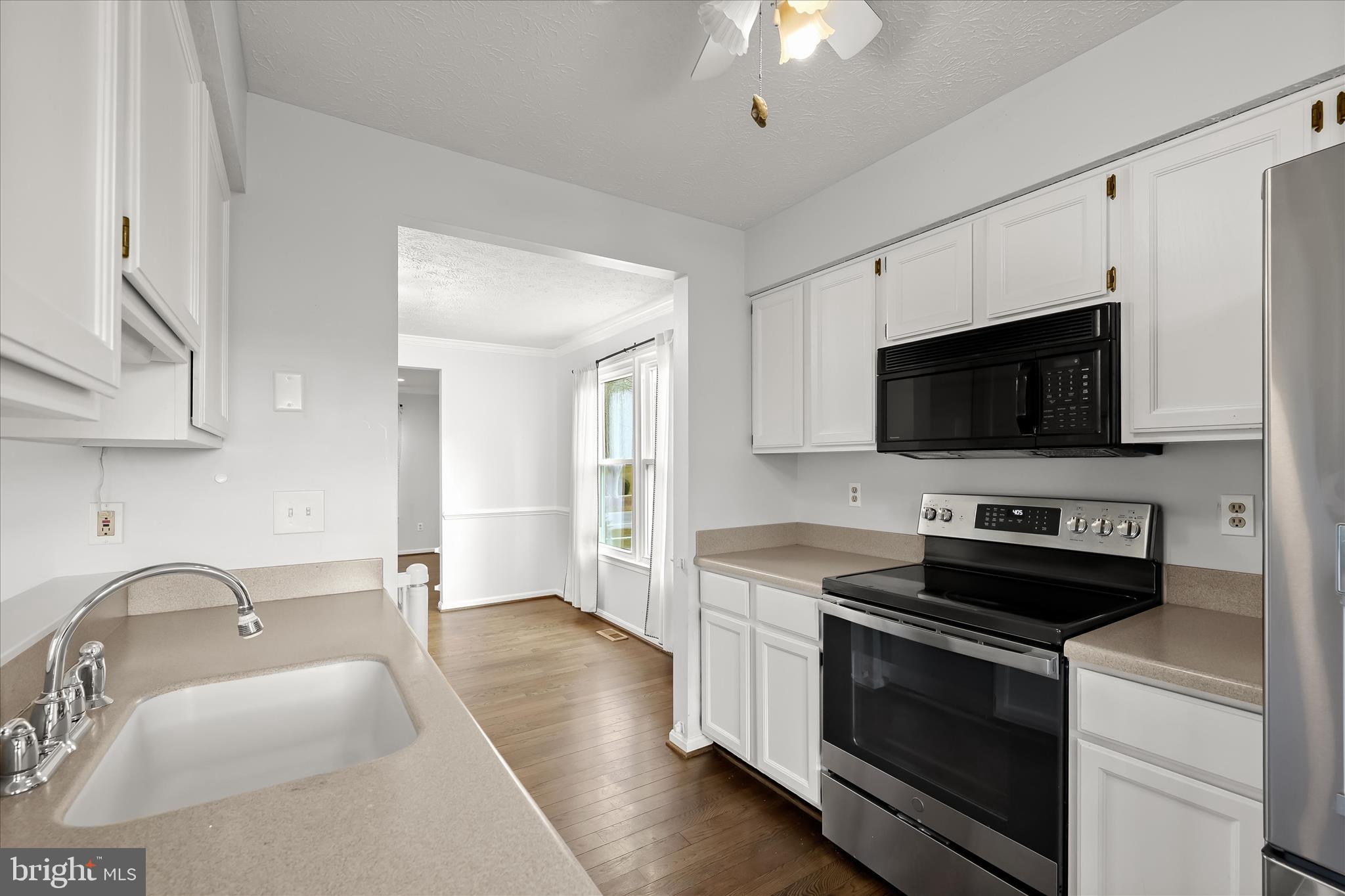 6184 Sawyer Road New Market, MD 21774 - Photo 13 of 60 Kitchen