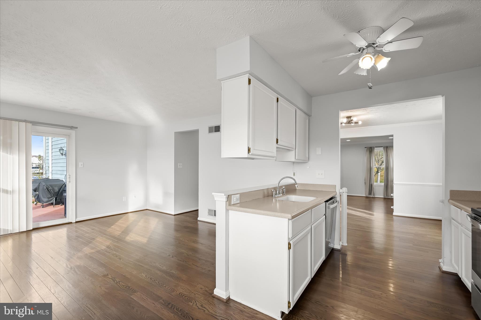 6184 Sawyer Road New Market, MD 21774 - Photo 16 of 60 Kitchen