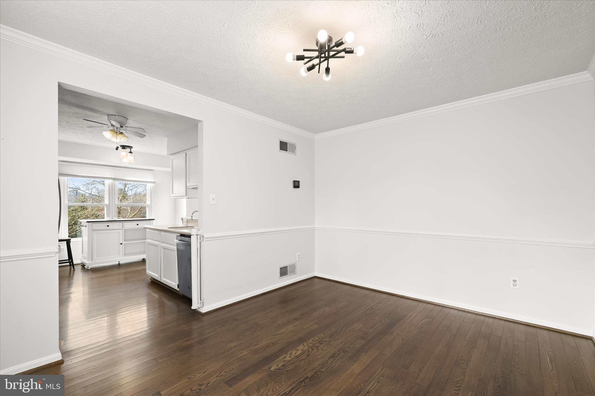6184 Sawyer Road New Market, MD 21774 - Photo 10 of 60 Dining Room